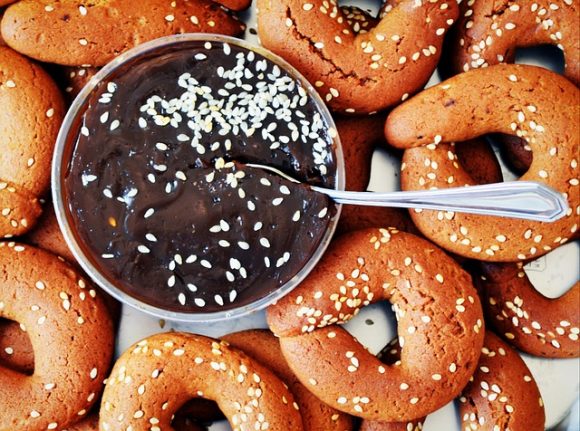 greek-dessert-ge8d66af1c_640