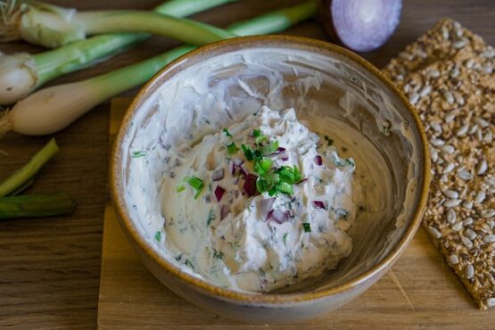cream-cheese-6391415_640 крема сиренето