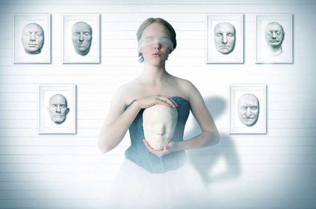 surreal-mask-64553351