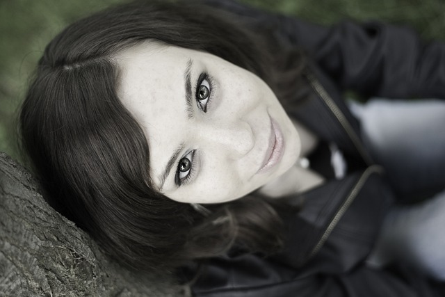 portrait-1275662_640